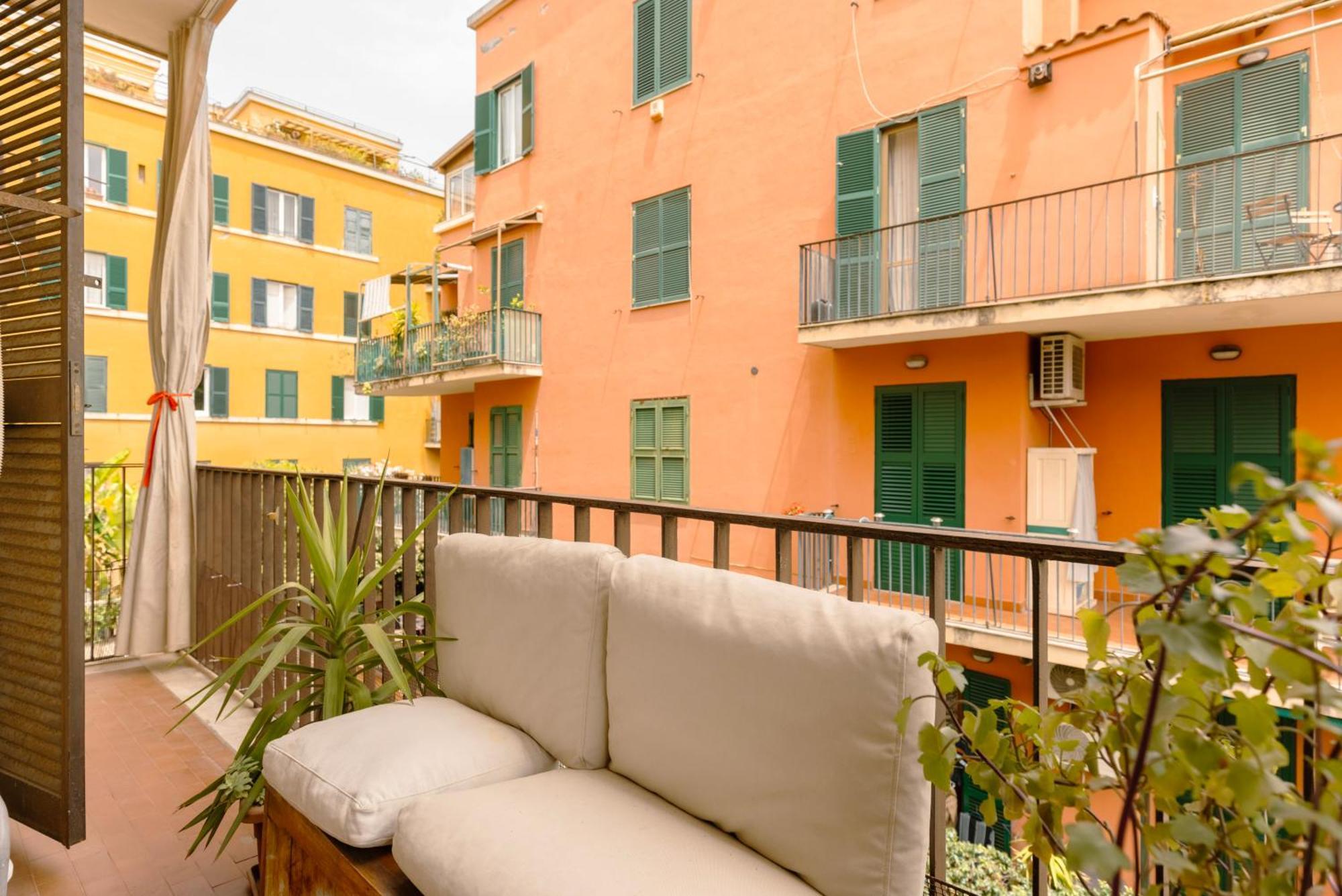 Giurafa Vatican Apartament Lägenhet